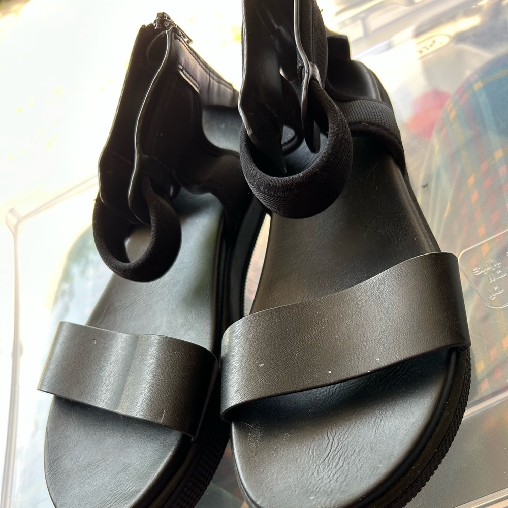 Black Platform Sandals